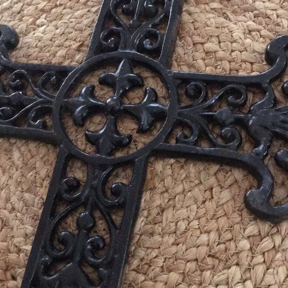 Cast Iron Cross - Picture 2 of 4